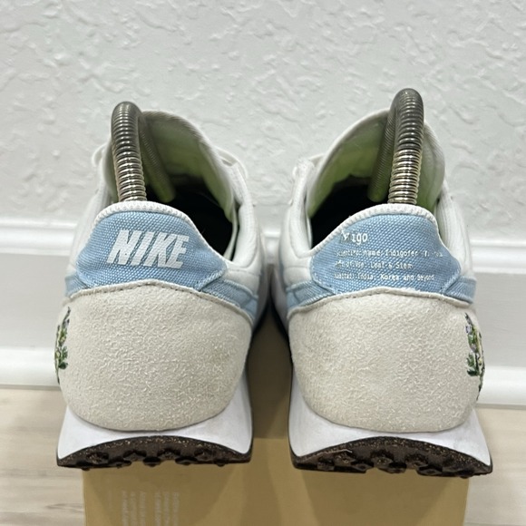 Nike Daybreak SE Pagoda Women's Size 10 US White Blue Athletic Shoes DJ1299-101 - Picture 4 of 9